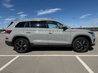 Skoda Kodiaq 2.0 TDI*7xSITZ*DSG*4M*VIRT*PANO*LED*AHK! — slika 6