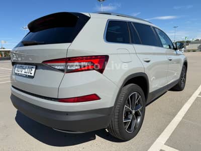 Skoda Kodiaq 2.0 TDI*7xSITZ*DSG*4M*VIRT*PANO*LED*AHK! — slika 5
