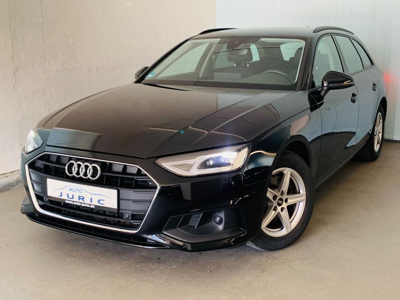 Audi A4 Avant 35 TDI S-tronic°Sportsitze°SHZ°LED°NAVI — slika 1