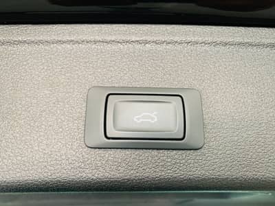 Audi A4 Avant 35 TDI S-tronic°Sportsitze°SHZ°LED°NAVI — slika 8