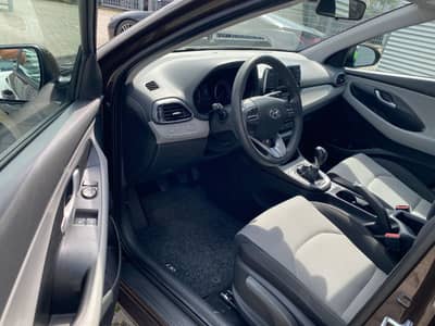 Hyundai i30 Select Tempo/Assistenz/USB/Bluetooth/Klima — slika 6