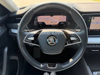 Skoda Octavia 2.0 TDI*DSG*VIRTUAL*PANO*LED*NAVI*KAMERA — slika 13