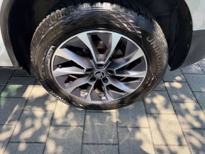 Skoda Karoq Drive 125 4x4 — slika 8