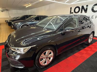 Volkswagen Golf VIII Lim. Life/Navi/LED/Kamera/Erster H/TOP — slika 5