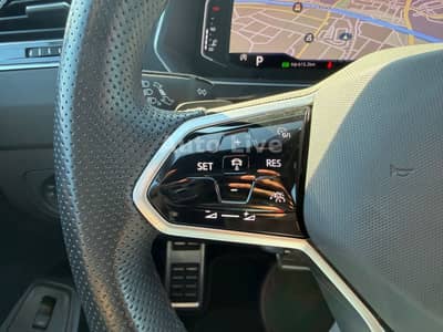 Volkswagen Tiguan Allspace 2.0 TDI *4M*360*R LINE*PANO*VOL! — slika 11