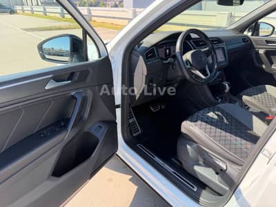 Volkswagen Tiguan Allspace 2.0 TDI *4M*360*R LINE*PANO*VOL! — slika 14