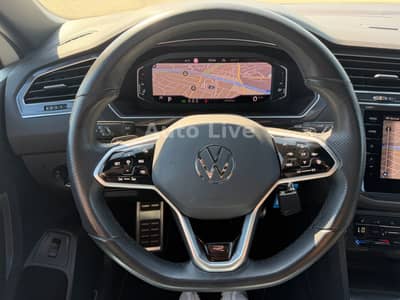 Volkswagen Tiguan Allspace 2.0 TDI *4M*360*R LINE*PANO*VOL! — slika 9