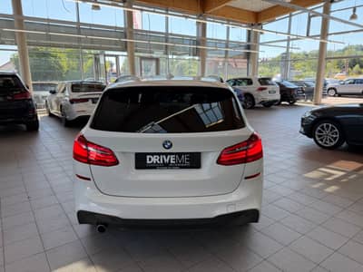 BMW 218d Active Tourer M-Sport PANO KAMERA HUD — slika 9
