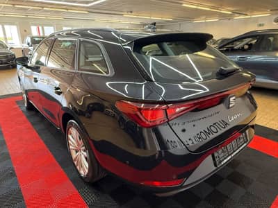 Seat Leon Sportstourer Style/Navi/LED/AHK/Virtual — slika 10