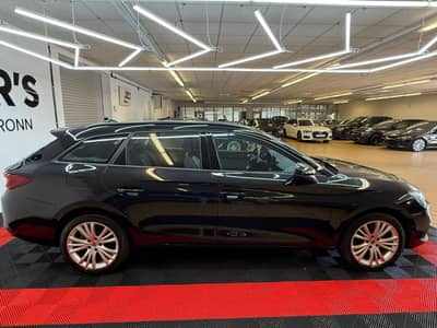 Seat Leon Sportstourer Style/Navi/LED/AHK/Virtual — slika 6