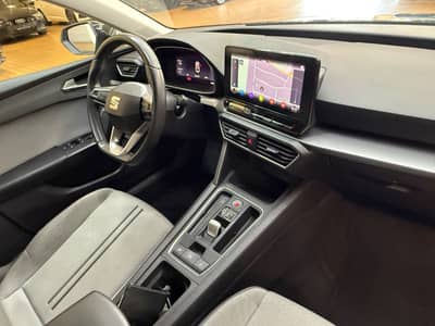 Seat Leon Sportstourer Style/Navi/LED/AHK/Virtual — slika 14