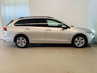 Volkswagen Golf VIII Variant Life DSG°ALCANTARA°ACC°AHK°1Hd — slika 6