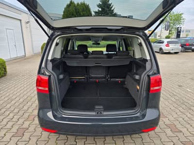 Volkswagen Touran 2.0 TDI"Cup"7-Sitzer"Navi"Kamera"Tempomat — slika 5