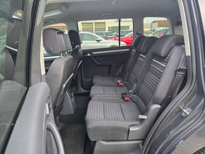 Volkswagen Touran 2.0 TDI"Cup"7-Sitzer"Navi"Kamera"Tempomat — slika 16