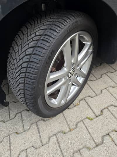 Volkswagen Touran 2.0 TDI"Cup"7-Sitzer"Navi"Kamera"Tempomat — slika 20