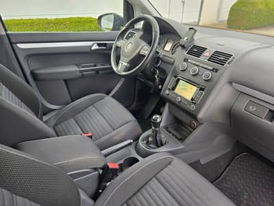 Volkswagen Touran 2.0 TDI"Cup"7-Sitzer"Navi"Kamera"Tempomat — slika 10