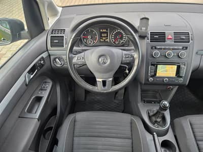 Volkswagen Touran 2.0 TDI"Cup"7-Sitzer"Navi"Kamera"Tempomat — slika 12