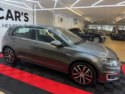 Volkswagen Golf VII Lim. e-Golf/Navi/LED/Kamera/Ambient/TOP — slika 4