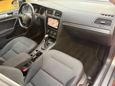 Volkswagen Golf VII Lim. e-Golf/Navi/LED/Kamera/Ambient/TOP — slika 15
