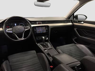 Volkswagen Passat ELEGANCE DSG+MATRIX+ACC+ALCANTARA+AHK — slika 11