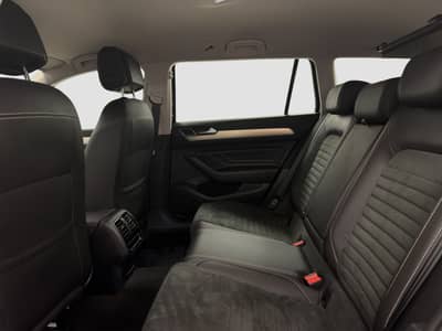 Volkswagen Passat ELEGANCE DSG+MATRIX+ACC+ALCANTARA+AHK — slika 18