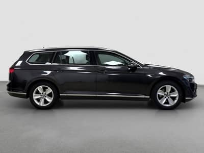 Volkswagen Passat ELEGANCE DSG+MATRIX+ACC+ALCANTARA+AHK — slika 5