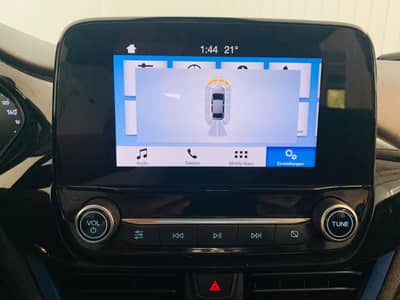 Ford Fiesta Trend°Apple Car°KAMERA°SHZ°TEMPOMAT° — slika 10