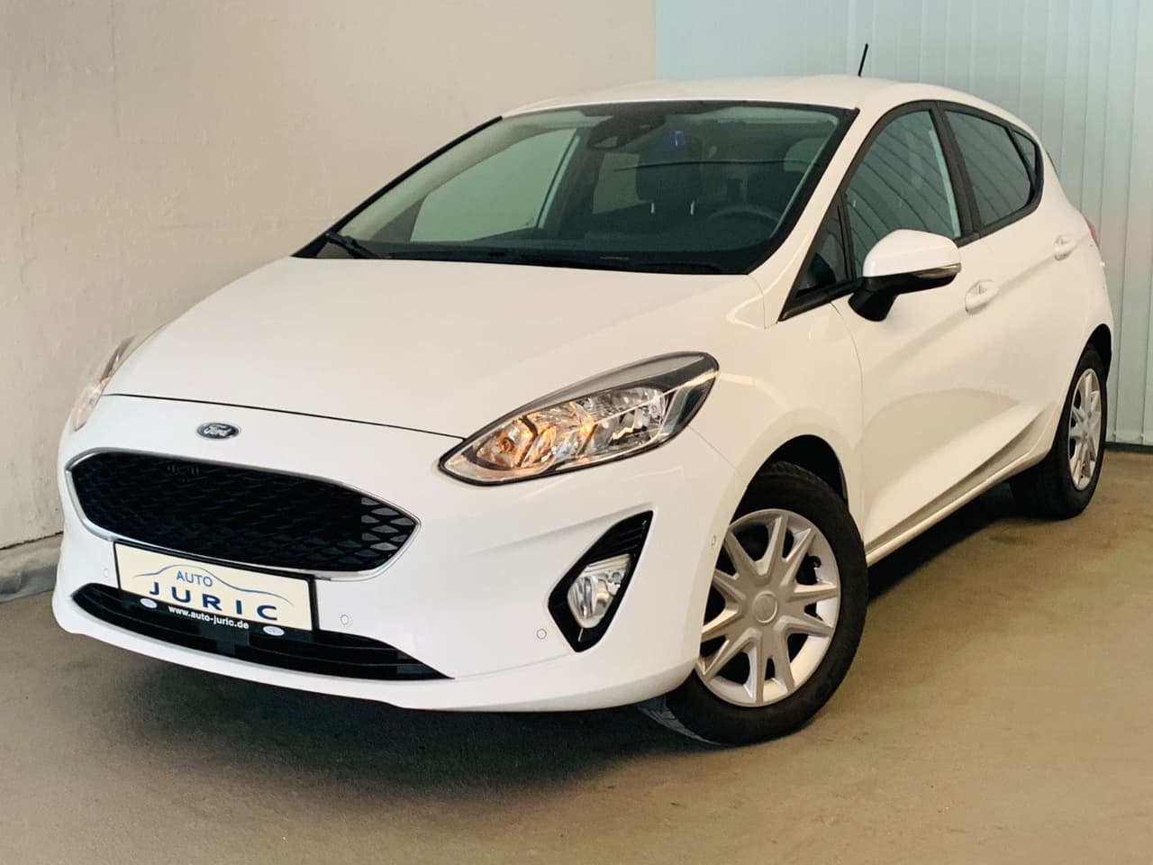 Ford Fiesta Trend°Apple Car°KAMERA°SHZ°TEMPOMAT° — slika 1