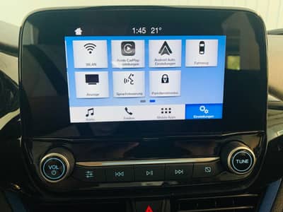 Ford Fiesta Trend°Apple Car°KAMERA°SHZ°TEMPOMAT° — slika 16