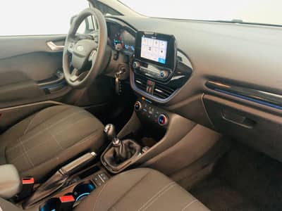 Ford Fiesta Trend°Apple Car°KAMERA°SHZ°TEMPOMAT° — slika 20