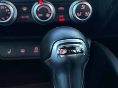 Audi A1 Sportback S-line Navi/PDC/Sitzheizung/Xenon — slika 11