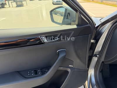 Skoda Superb 2.0 TDI*DSG*4x4*L&K*VIRTU*PANO*KAMERA*VOL — slika 22