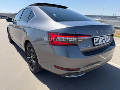 Skoda Superb 2.0 TDI*DSG*4x4*L&K*VIRTU*PANO*KAMERA*VOL — slika 3