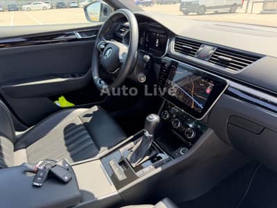 Skoda Superb 2.0 TDI*DSG*4x4*L&K*VIRTU*PANO*KAMERA*VOL — slika 20