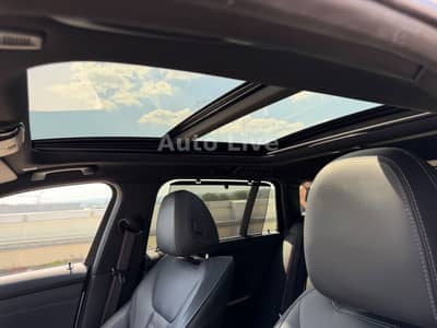 BMW 330e SAG x Drive*M PAKET*PANO*CURVED*HEAP UP*LED — slika 11