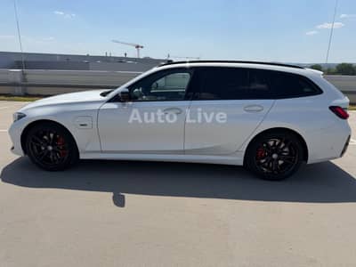 BMW 330e SAG x Drive*M PAKET*PANO*CURVED*HEAP UP*LED — slika 2