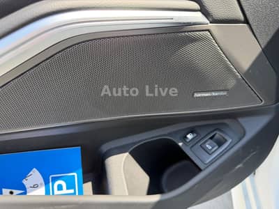 BMW 330e SAG x Drive*M PAKET*PANO*CURVED*HEAP UP*LED — slika 14