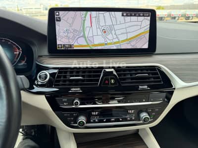 BMW 530 d*M PAKET*SAG*LASER*VIRTU*HEAD-UP*KAMERA*VOL — slika 10