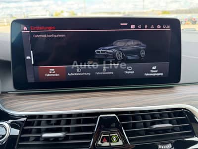 BMW 530 d*M PAKET*SAG*LASER*VIRTU*HEAD-UP*KAMERA*VOL — slika 18