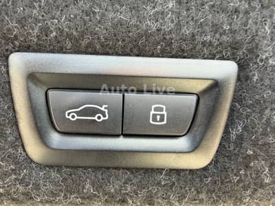 BMW 530 d*M PAKET*SAG*LASER*VIRTU*HEAD-UP*KAMERA*VOL — slika 39