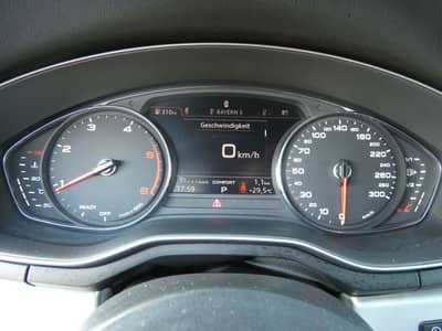Audi A5 35 TDI S tronic 2xS-LINE LED B&O Navi 19" — slika 12