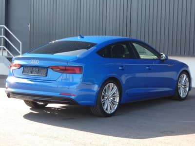 Audi A5 35 TDI S tronic 2xS-LINE LED B&O Navi 19" — slika 27