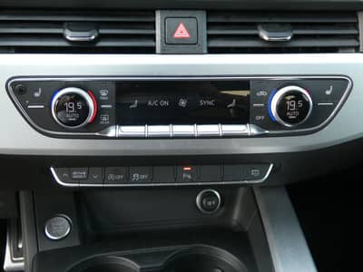 Audi A5 35 TDI S tronic 2xS-LINE LED B&O Navi 19" — slika 13