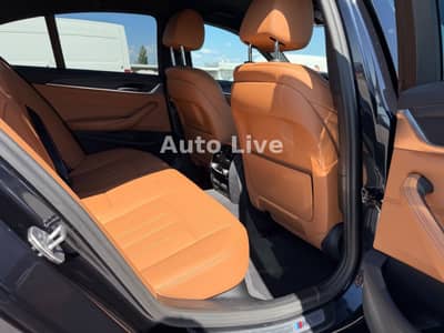 BMW 520d x Drive*SAG*M PAKET*VIR*LASER*HEAD-UP*KAMER — slika 26