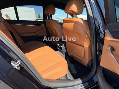 BMW 520d x Drive*SAG*M PAKET*VIR*LASER*HEAD-UP*KAMER — slika 19