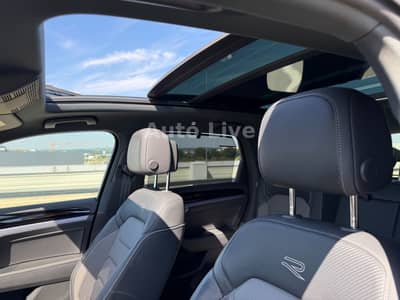 Volkswagen Touareg 3.0 TDI*R LINE*BlackS*PAN*MATRI*LUFT*VOL — slika 14