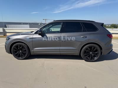 Volkswagen Touareg 3.0 TDI*R LINE*BlackS*PAN*MATRI*LUFT*VOL — slika 2