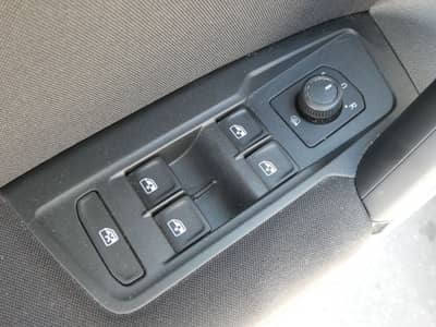 Volkswagen Tiguan 2.0 TDI DSG 1-Hd LED Navi ACC SHZ CarPlay — slika 18