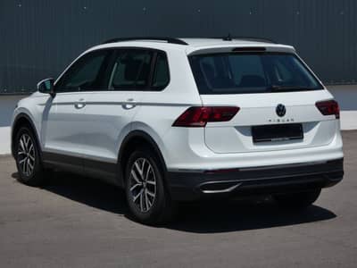 Volkswagen Tiguan 2.0 TDI DSG 1-Hd LED Navi ACC SHZ CarPlay — slika 25