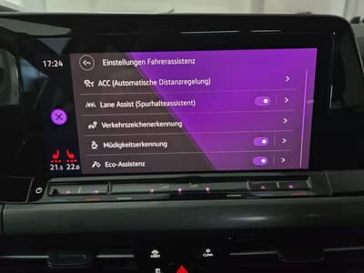 Volkswagen Golf VIII 2.0 TDI DSG"Style"Matrix"Virtual"AHK" — slika 16